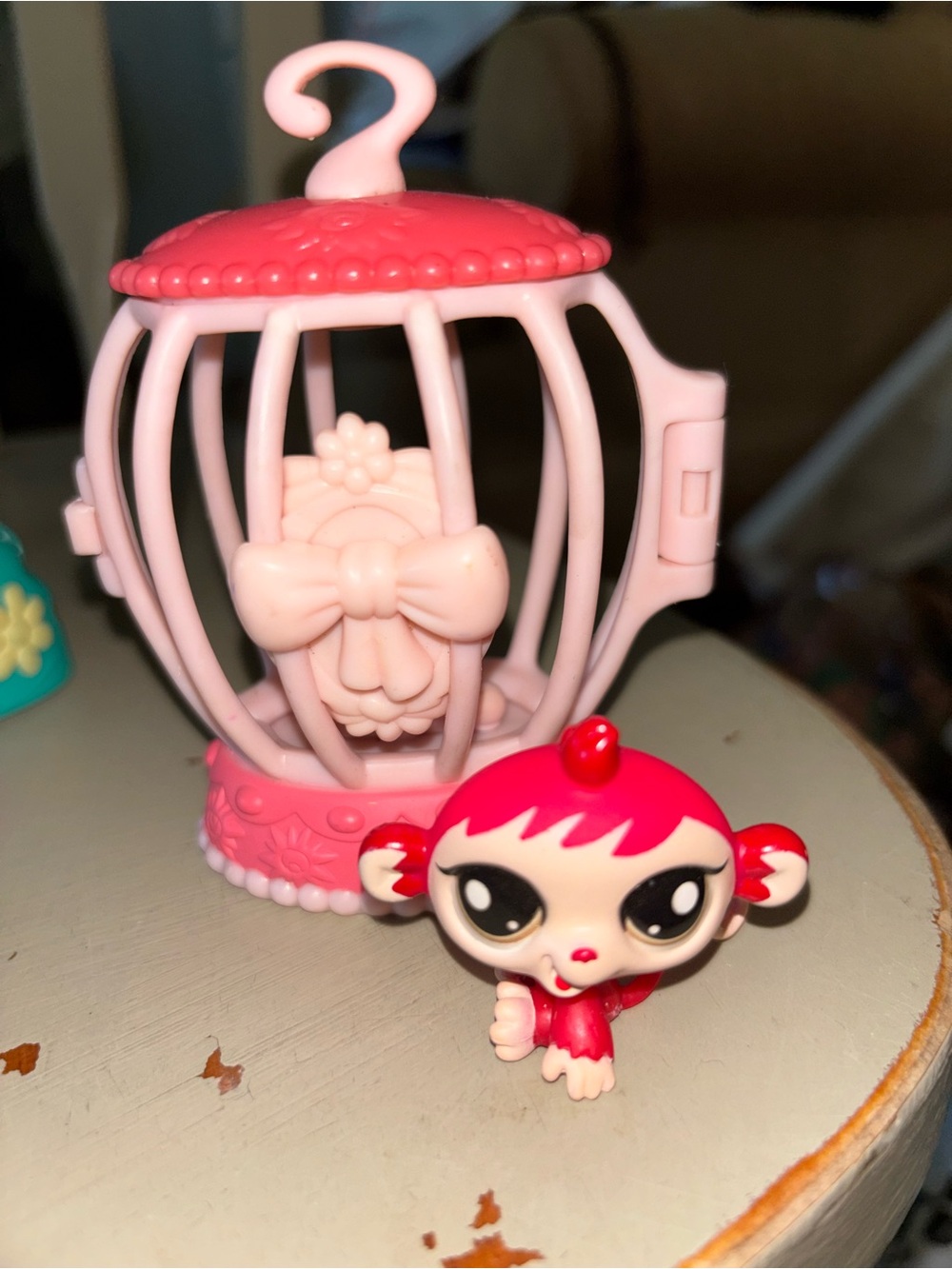 LPS 2004 Pink Small Pets Play Cage with Pink Figurine